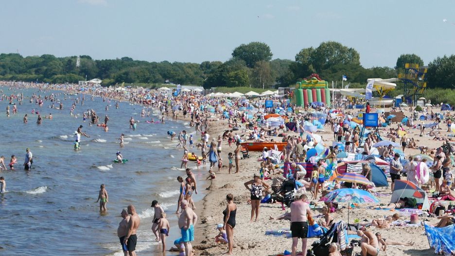 Plaża w Gdańsku Brzeźnie 3 sierpnia 2022 r.