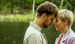 „Dzisiaj śpisz ze mną” to kolejny polski film, który szturmem zdobył popularność wśród subskrybentów Netfliksa