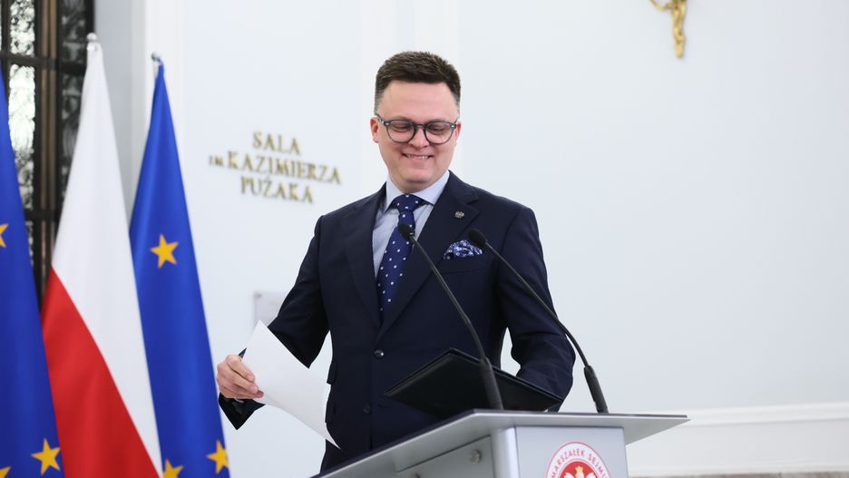 Warszawa, 04.01.2024. Marszałek Sejmu Szymon Hołownia podczas konferencji prasowej w Sejmie w Warszawie, 4 bm. (amb) PAP/Leszek Szymański
