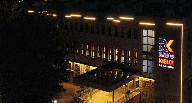 Wielka literatura w darmowych audiobookach: nowy projekt Radia Kielce