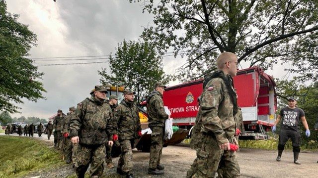 Obrona wału w Mysłakowicach
