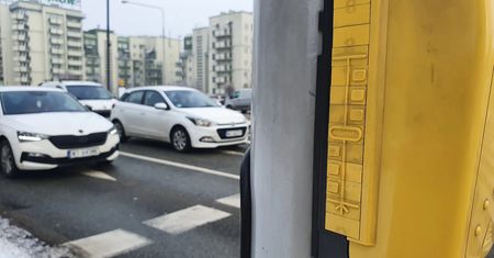 Sekretny przycisk dla pieszych. Ma ważną funkcję