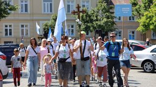 Pielgrzymi z Grodziska wyruszyli. Celem Jasna Góra