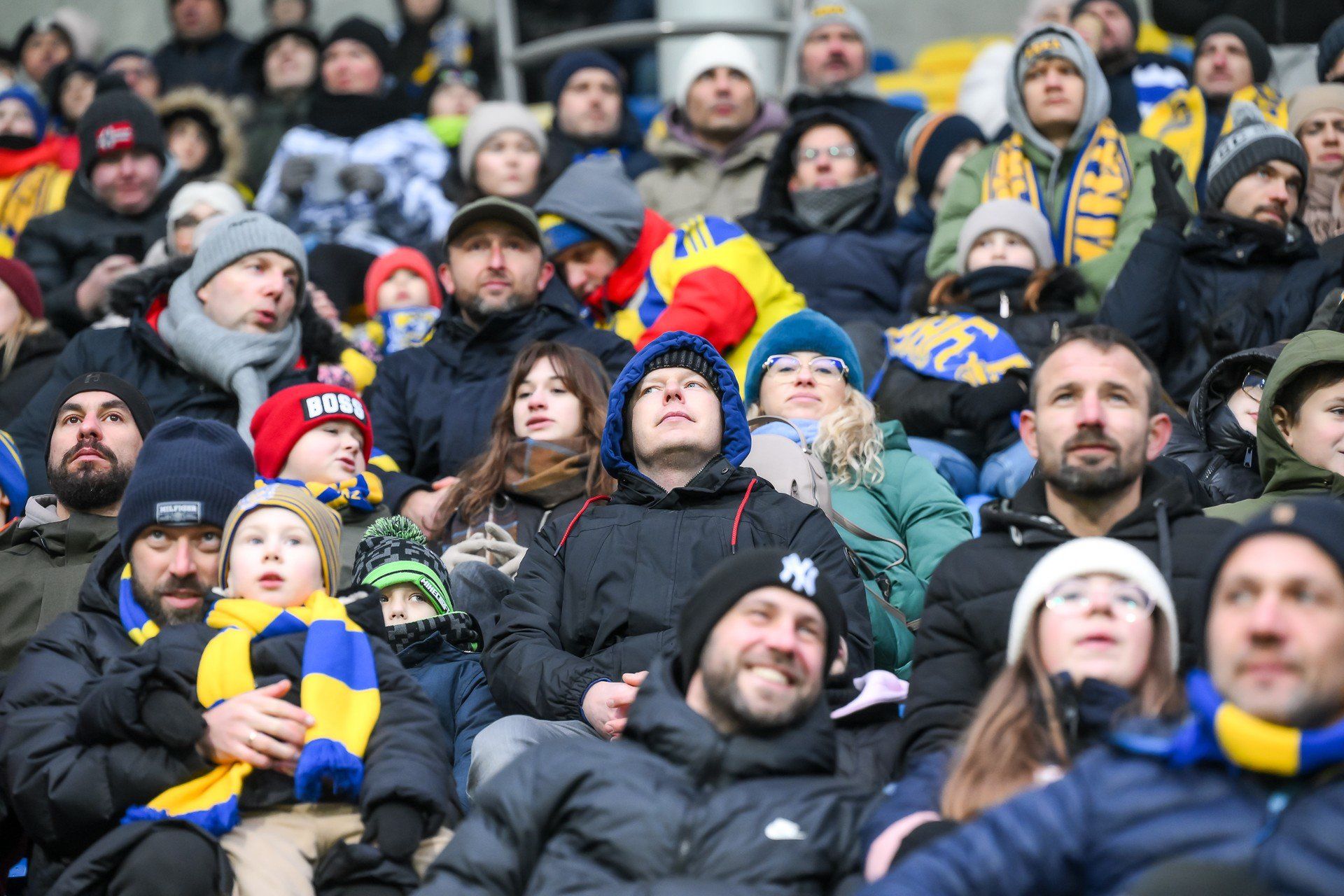 Kibice na meczu Arki Gdynia z Rakowem Częstochowa