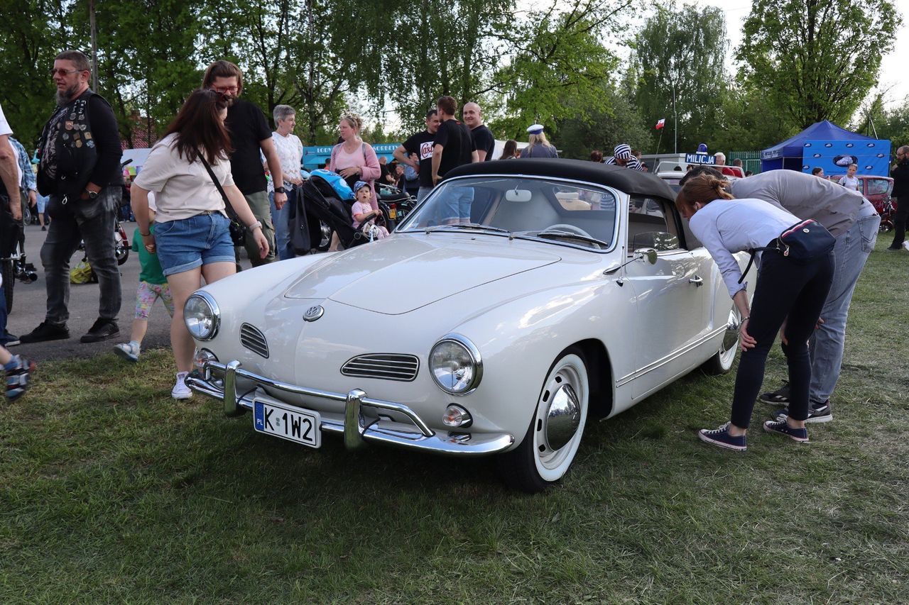 Wygiełzów: Retro impreza w skansenie. XXV Rajd Pojazdów Zabytkowych "Tradycja"
