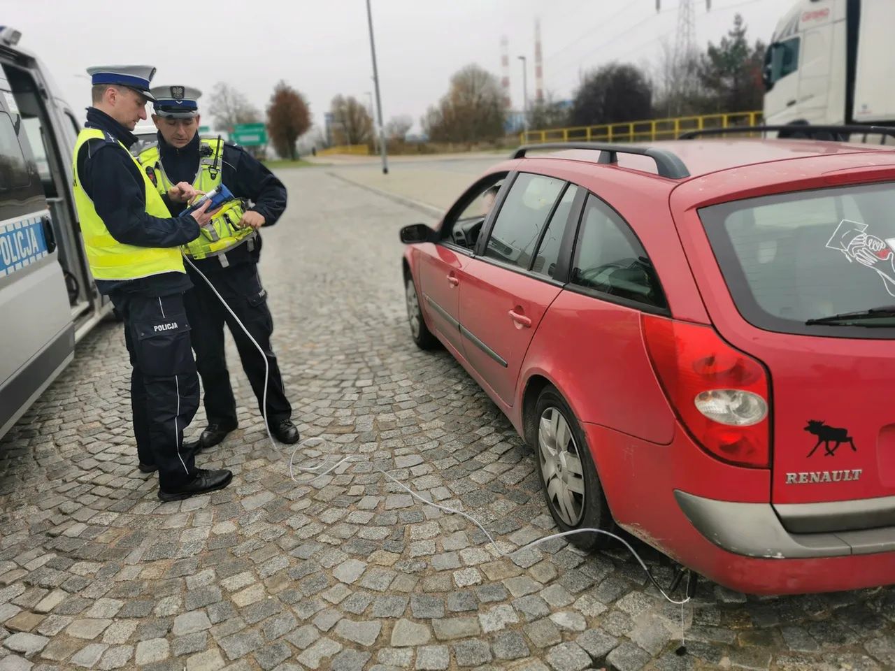 Nowy mandat w tym roku. Za brak naklejki zapłacisz nawet 500 zł