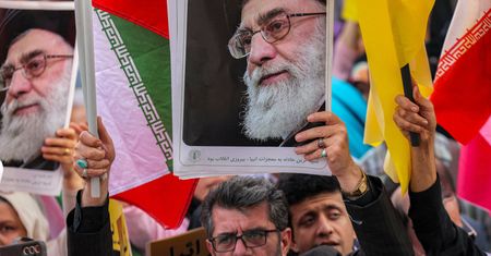 Iran chwieje się po ciosach. Ekspert: To już koniec Islamskiej Republiki