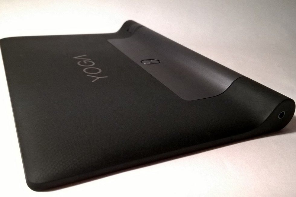 Yoga Tab 3 z obracaną kamerą i uruchamianiem gestem 2