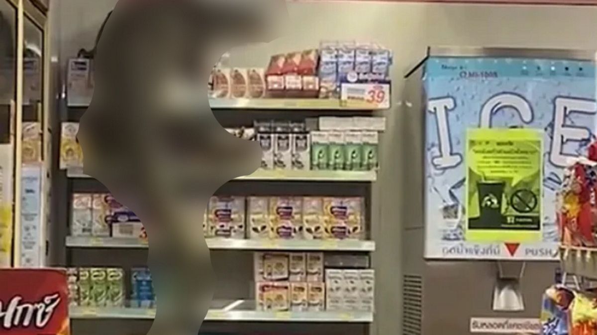 Klienci sklepu byli przerażeni.