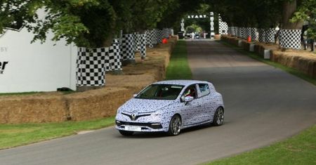Nowe Clio RS pokazało się w Goodwood [wideo]