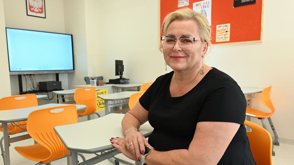 Szkoła Podstawowa numer 4 w Kielcach po remoncie. Na zdjęciu dyrektor Małgorzata Stępień.