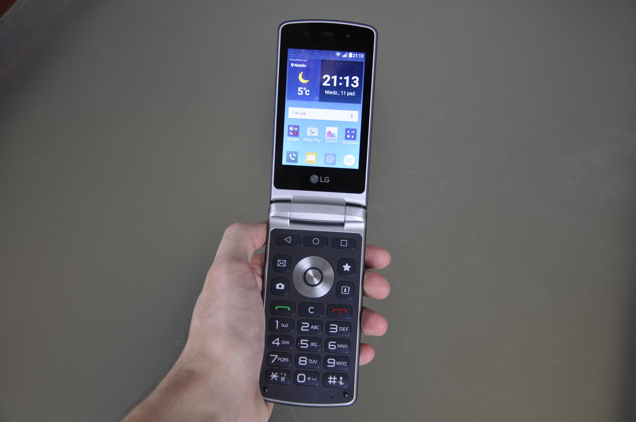 LG Wine Smart - czy smartfon z klapką ma sens? [pierwsze wrażenia] 2