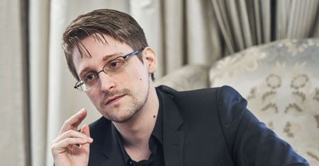Putin złożył podpis. Edward Snowden z rosyjskim obywatelstwem