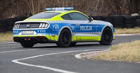 Nowy nabytek policji. Pierwszy taki radiowóz w Polsce. Jest nagranie