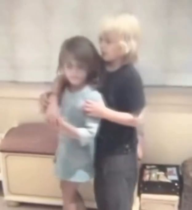 Kaia Gerber i Presley Gerber na nagraniach z dzieciństwa