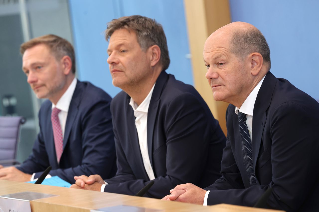 From the left: Christian Lindner, the German finance minister; Robert Habeck, the minister for economic affairs and energy; Chancellor Olaf Scholz