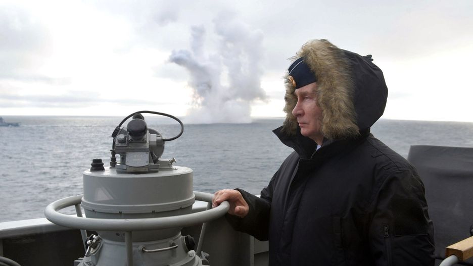 Władimir Putin na jednym z rosyjskich statków