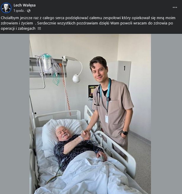 Lech Wałęsa dodał zdjęcie ze szpitala. Obok stoi lekarz