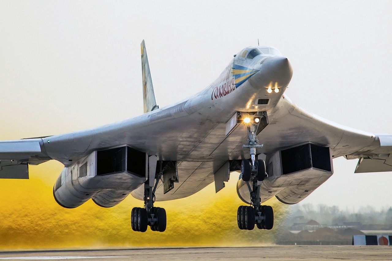 W latach 90. Ukraina miała bombowce strategiczne Tu-160 i broń atomową