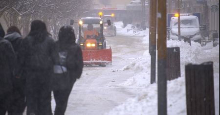 Intensywny śnieg nie odpuszcza. IMGW komentuje sytuację pogodową na Lubelszczyźnie