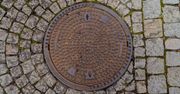 Inowrocław: Wylewali kwas siarkowy do kanalizacji miejskiej