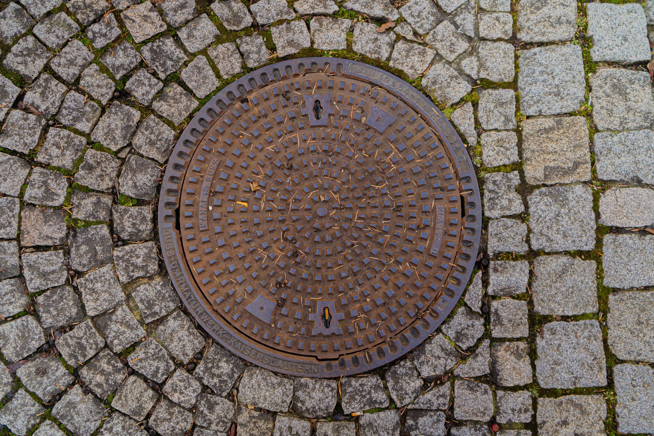 manhole, cover, street, sewer, drain, iron, metal, old, city, stone, steel, urban, water, pavement, road, round, sewage, lid, texture, pattern, sign, detail, rust, hatch, paving