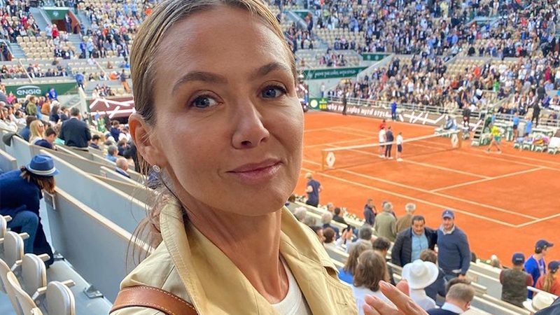 Kinga Rusin ma ciekawy sposób na noszenie koszuli