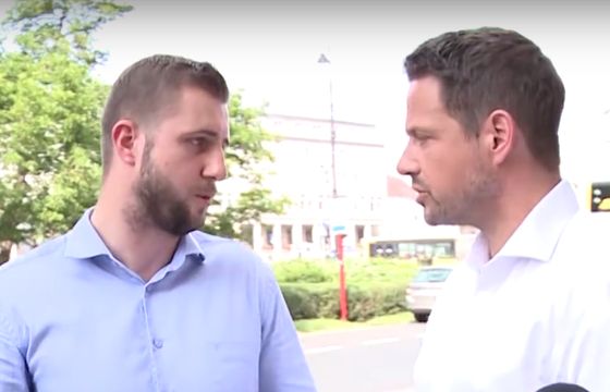 Miłosz Kłeczek z TVP Info posprzeczał się z Rafałem Trzaskowskim. „Nazwisko i funkcja” - „Pan nie jest policjantem” (wideo)