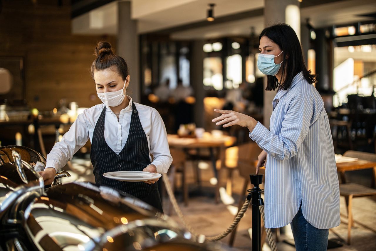 W restauracjach hotelowych obowiązują obostrzenia (zdjęcie ilustracyjne)