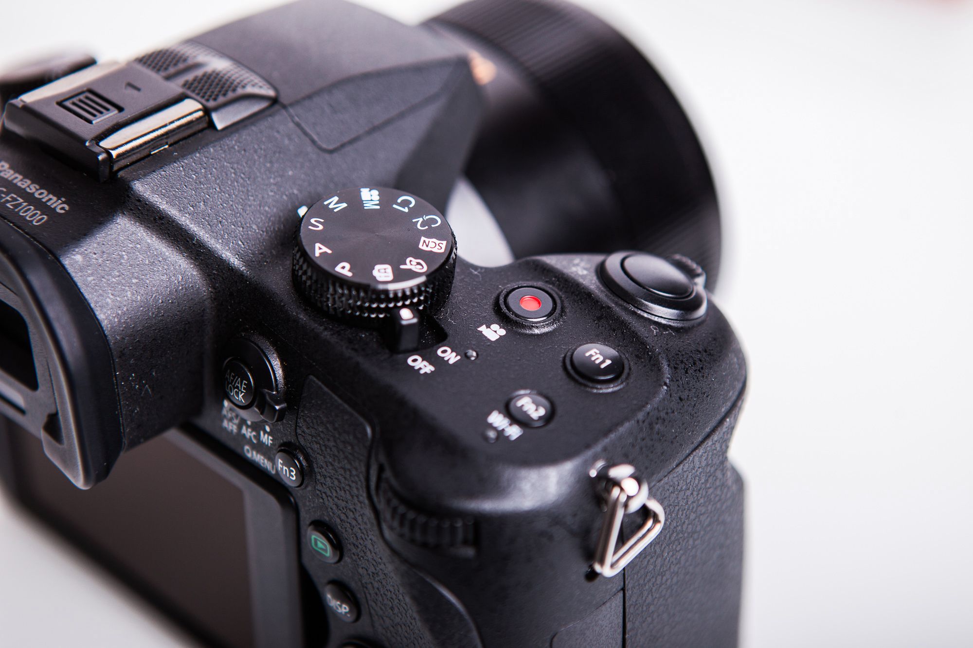 Panasonic Lumix FZ-1000 - kompaktowy mistrz uniwersalności [test] 9