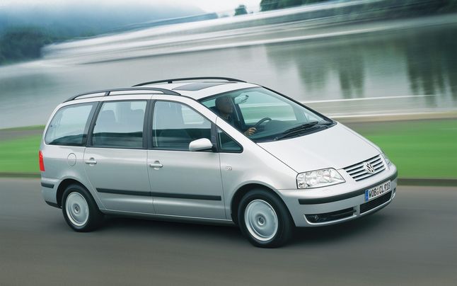 Jeśli tylko się da, kupcie takiego Volkswagena Sharana, czyli model po liftingu. Ma mniejsze problemy z korozją.