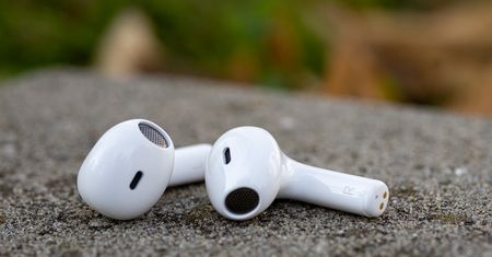 Jak się inspirować, to najlepszymi - czyli słuchawki QCY T20 (AilyPods) - test i czy warto kupić
