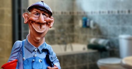 Czytaj umowy, bo możesz (jak 22 000 osób) zgodzić się na czyszczenie toalet