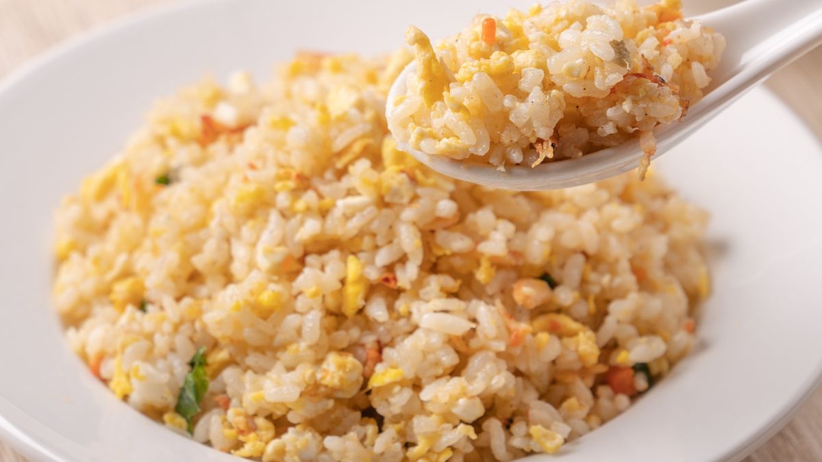 Ryż i jajko - ekspresowa potrawa, która doskonale smakuje