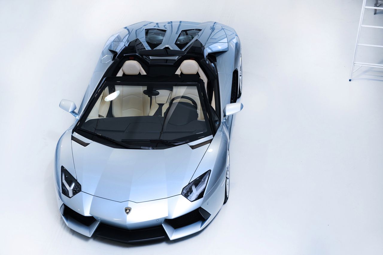 Lamborghini Aventador LP700-4 Roadster