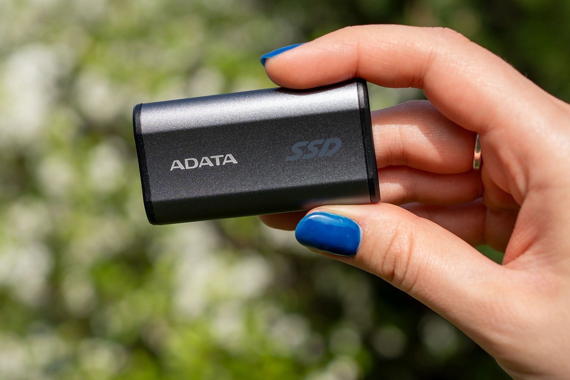 ADATA Elite SE880