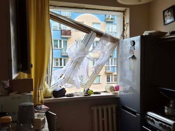 Eksplozja na piskim osiedlu. Przyczyną mechaniczne rozszczelnienie