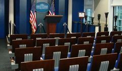 Nowy układ miejsc na sali prasowej w Białym Domu, debiutują BuzzFeed i Al Jazeera