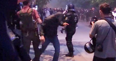 Protesty w Niemczech. Starcia z policją na ulicach miast