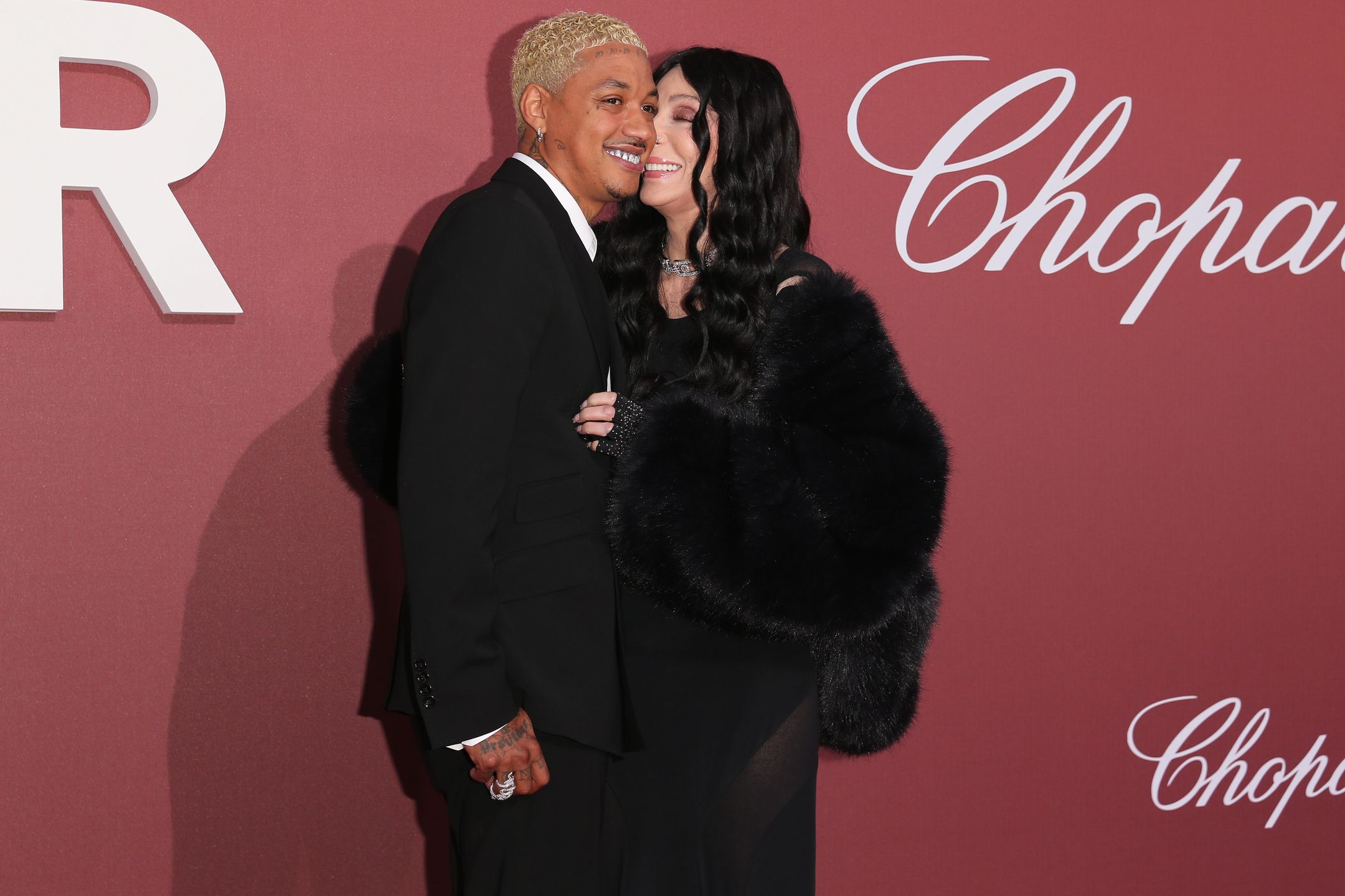 Cher i Alexander "AE" Edwards