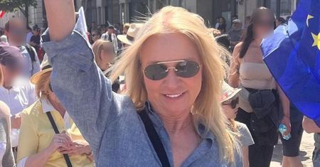 Mariola Bojarska-Ferenc publikuje zdjęcia z marszu i odpowiada na KĄŚLIWE komentarze internautów: "DNO"