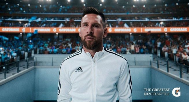 Lionel Messi, Roberto Carlos i Robert Pires w mundialowej kampanii Gatorade
