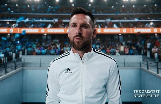 Lionel Messi, Roberto Carlos i Robert Pires w mundialowej kampanii Gatorade