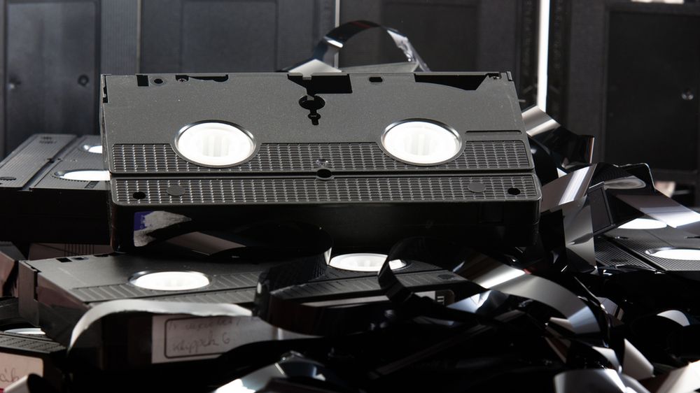 Piractwo w Polsce: PRL, kasety VHS i książki 1