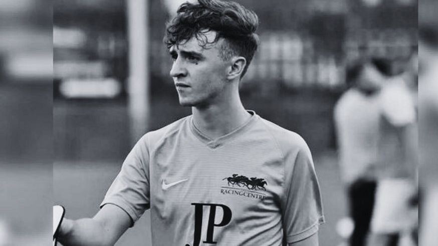 Twierdzili, że przyczyną dolegliwości jest infekcja ucha. Trzy tygodnie po diagnozie 19-latek zmarł