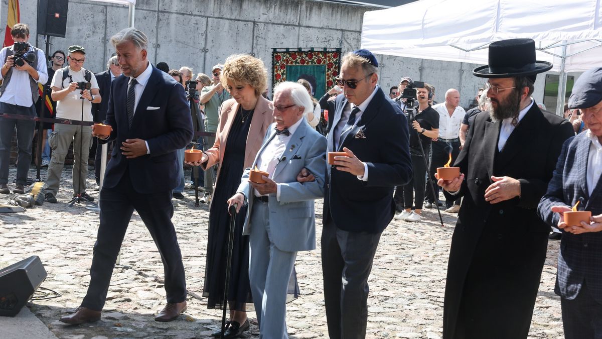 Leon Weintraub przemawiał podczas obchodów w Łodzi