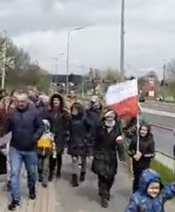 Wałbrzych. Wojna o szczepienia. Antyszczepionkowa majówka w mieście