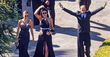 Odziane w CZERŃ gwiazdy meldują się na ślubie Jordyn Woods: Bieberowie, Timothée Chalamet, Kylie Jenner i nie tylko (ZDJĘCIA)