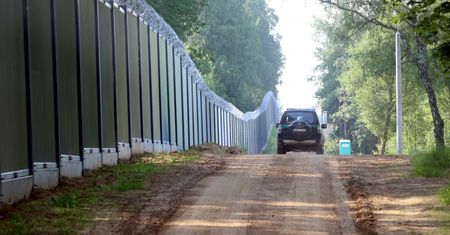 500 słupów, 1300 kamer. Elektroniczna zapora na granicy z Białorusią gotowa