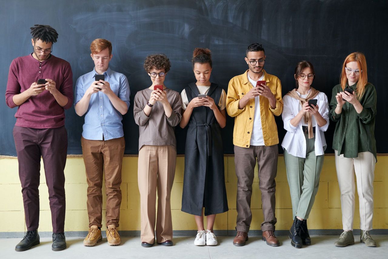Smartfon ucznia – jaki musi być?